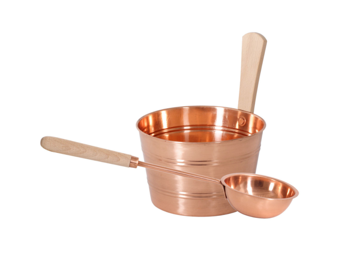 Copper sauna bucket and ladle set with wooden handles, ideal for steam rituals