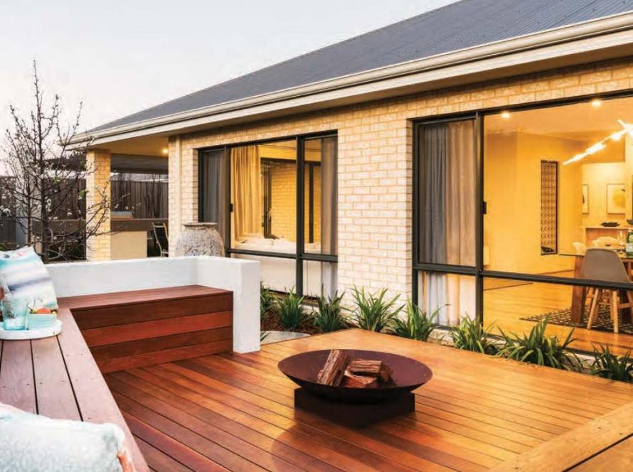Beautiful modern home featuring high end aluminium windows with expansive glazing